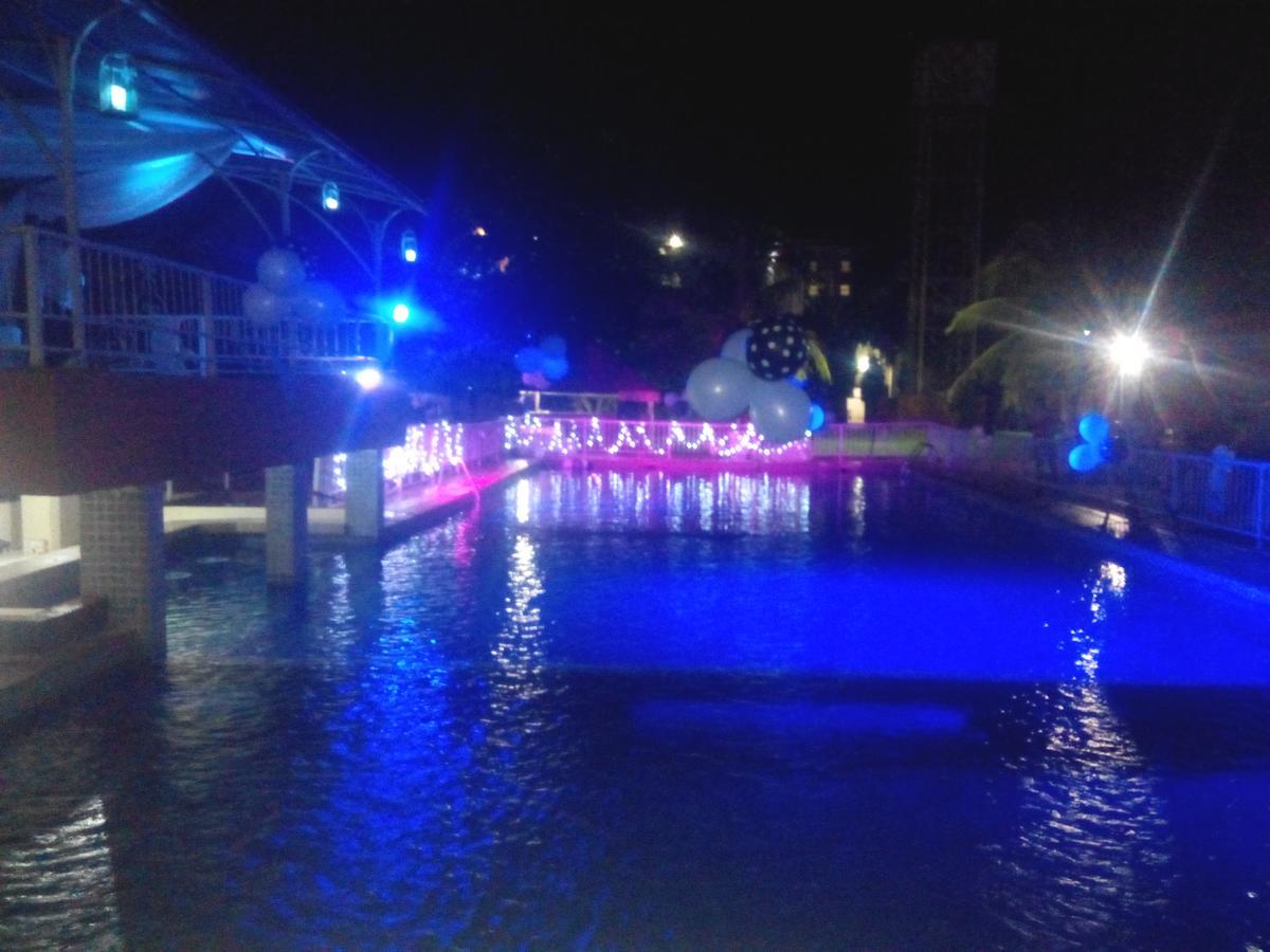 Orchid Hotel Асаба Экстерьер фото